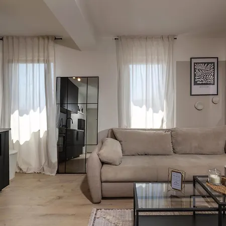 Agostini - Contactless Apartments Vukovarska Rijeka Room photo