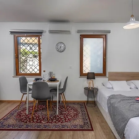 Agostini - Contactless Apartments Vukovarska Rijeka Room photo